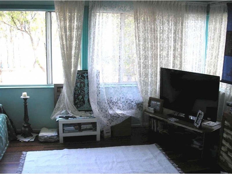 149 Esplanade, Point Vernon QLD 4655