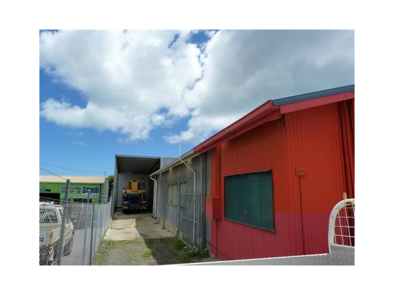 194 Boat Harbour Dr, Pialba QLD 4655