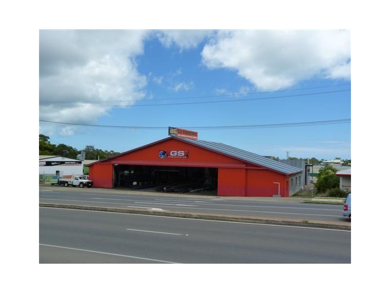 194 Boat Harbour Dr, Pialba QLD 4655