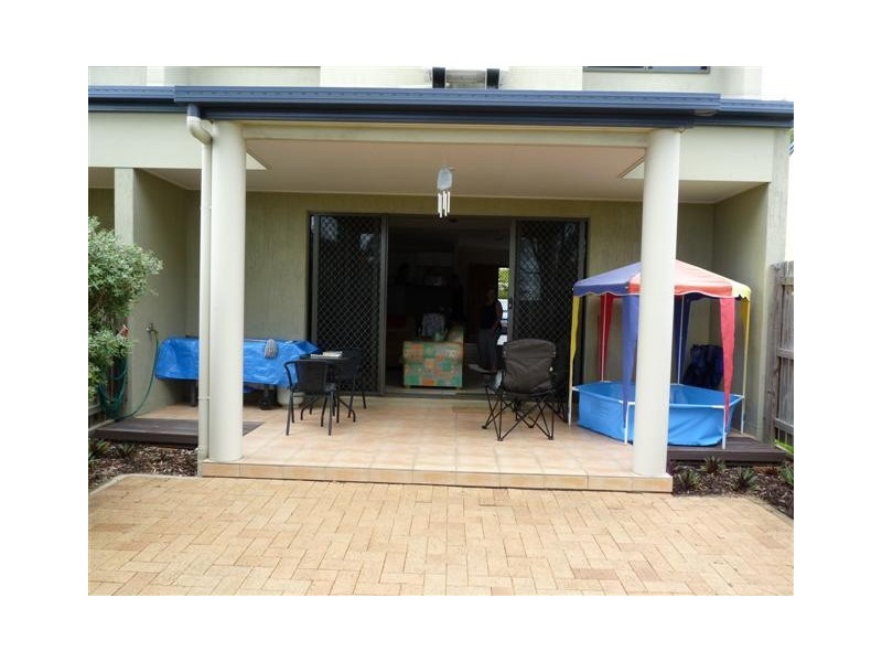 26/30 East St, Scarness QLD 4655