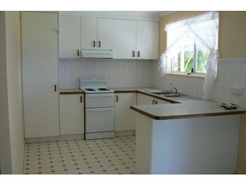 44 Bunker Avenue, Pialba QLD 4655