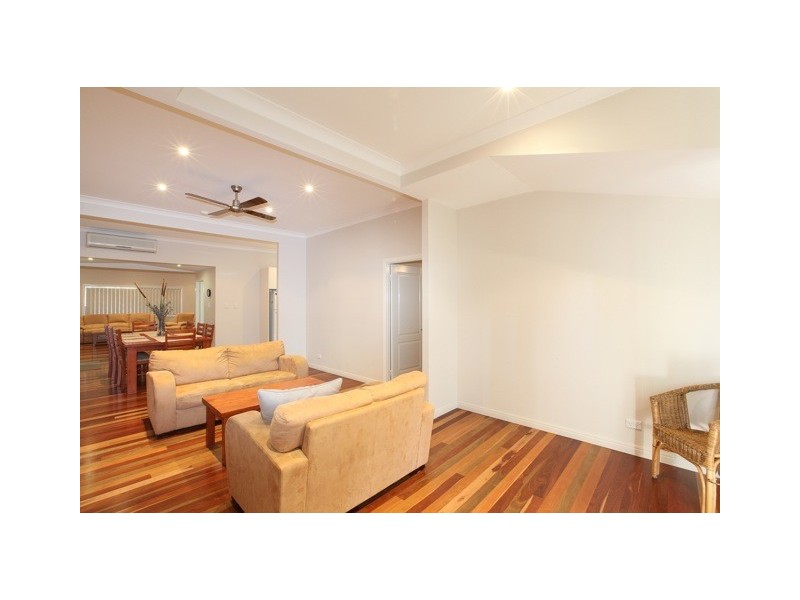 15 Macks Road, Torquay QLD 4655