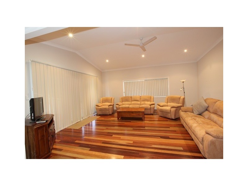 15 Macks Road, Torquay QLD 4655