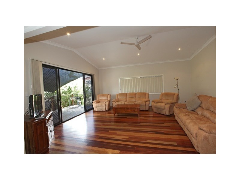 15 Macks Road, Torquay QLD 4655