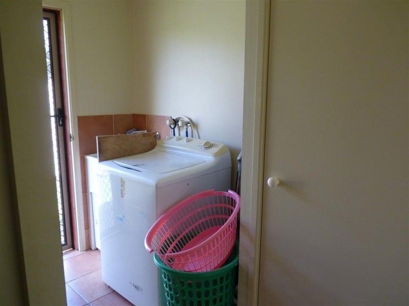 21 Brolga Ct, Eli Waters QLD 4655