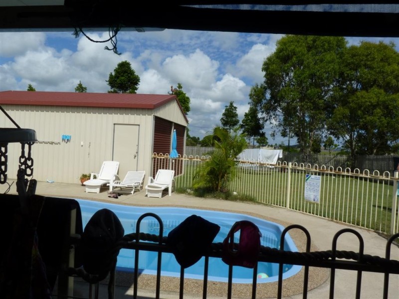 21 Brolga Ct, Eli Waters QLD 4655