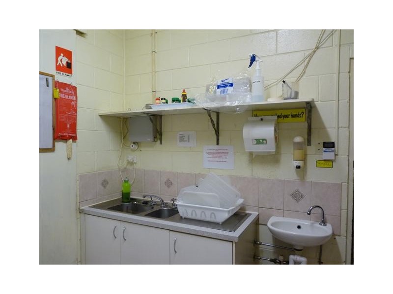 764 Boat Harbour Dr, Urangan QLD 4655