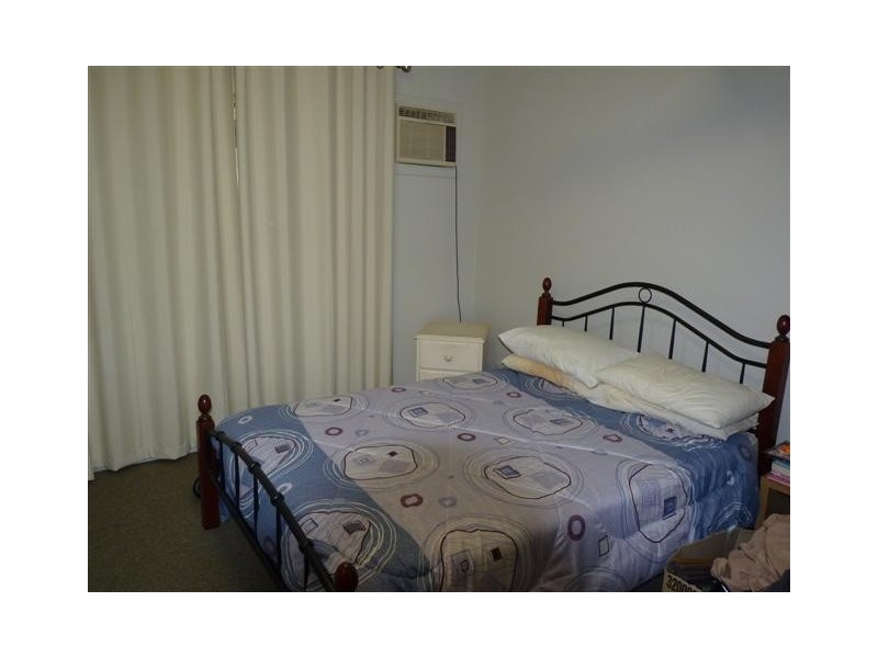 764 Boat Harbour Dr, Urangan QLD 4655