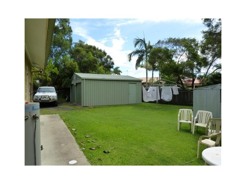 764 Boat Harbour Dr, Urangan QLD 4655