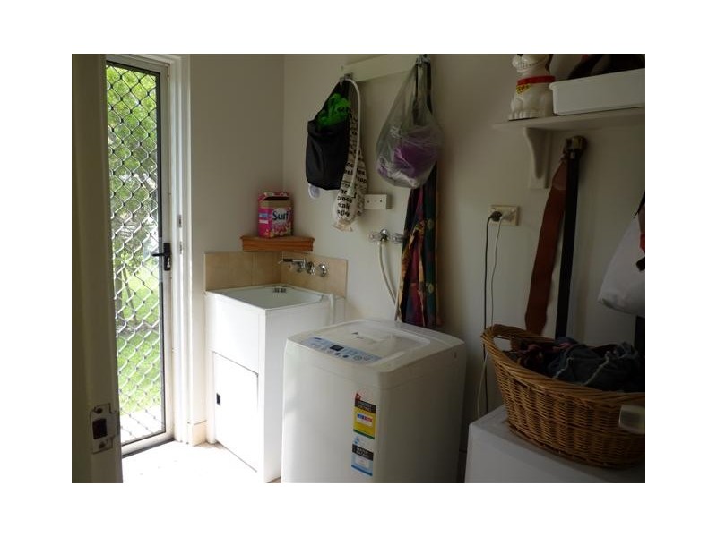 764 Boat Harbour Dr, Urangan QLD 4655