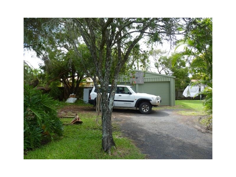 764 Boat Harbour Dr, Urangan QLD 4655