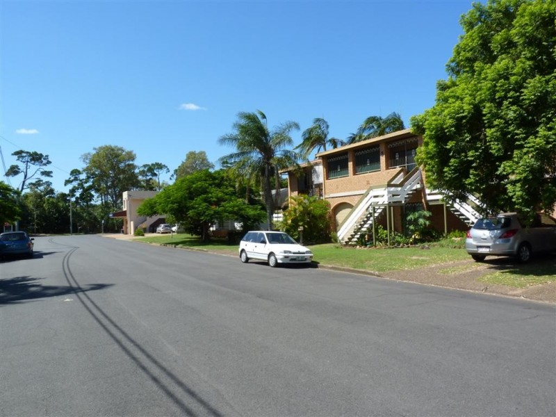 3/6 Witt St, Torquay QLD 4655