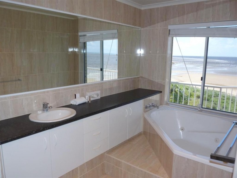 149 Great Sandy Straits, Buccaneer Dr, Urangan QLD 4655