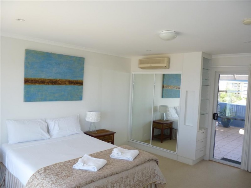 149 Great Sandy Straits, Buccaneer Dr, Urangan QLD 4655