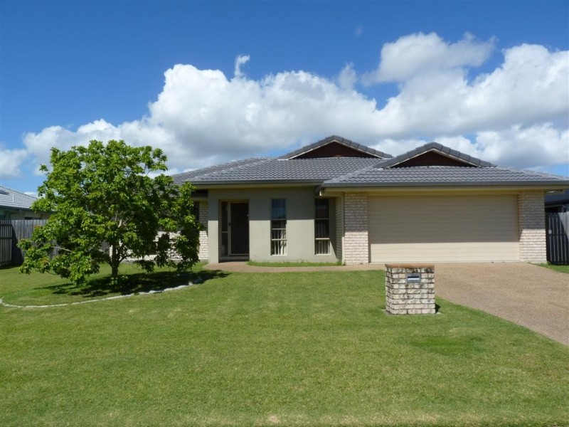 74 Wattle St, Point Vernon QLD 4655