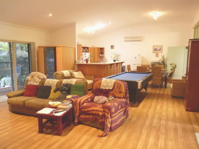 16 Tree View Rd, Toogoom QLD 4655