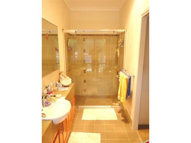 16 Tree View Rd, Toogoom QLD 4655