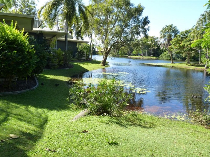 19/1 Shell St, Urangan QLD 4655
