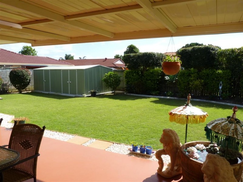 4 Oxford St, Urraween QLD 4655
