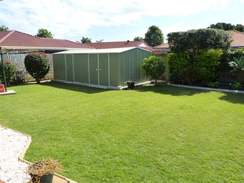 4 Oxford St, Urraween QLD 4655