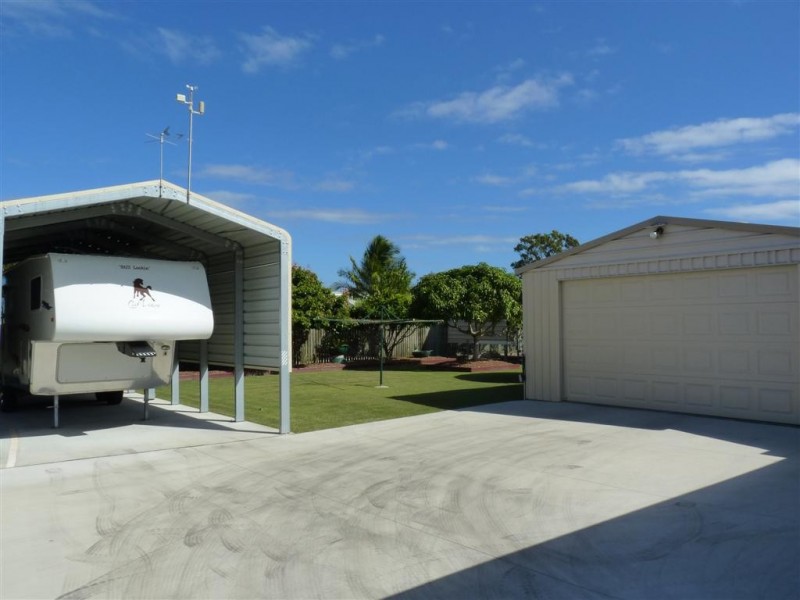 34 Aimee Dr, Urangan QLD 4655