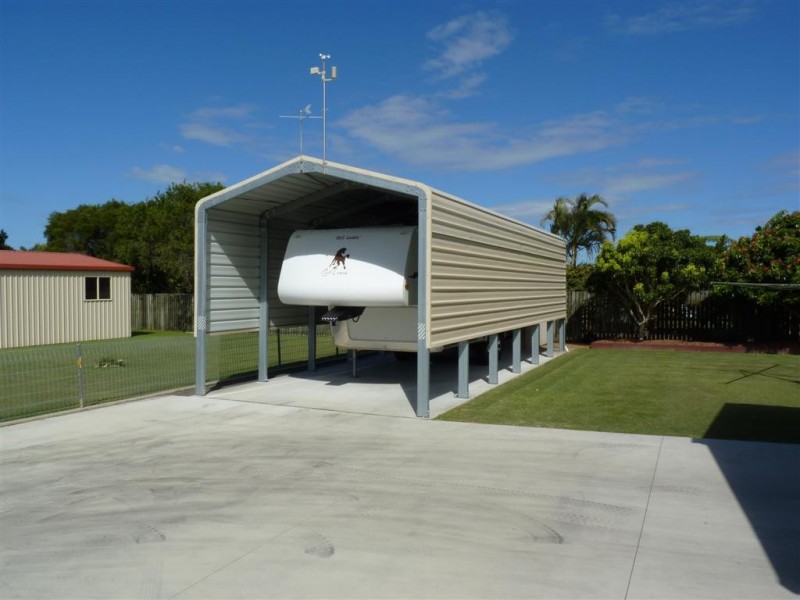 34 Aimee Dr, Urangan QLD 4655