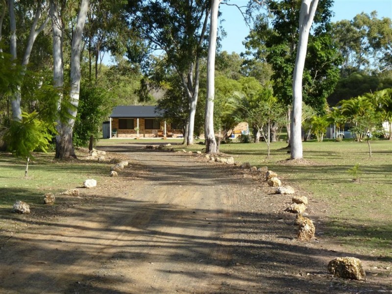 56 Ti Tree Av, Booral QLD 4655