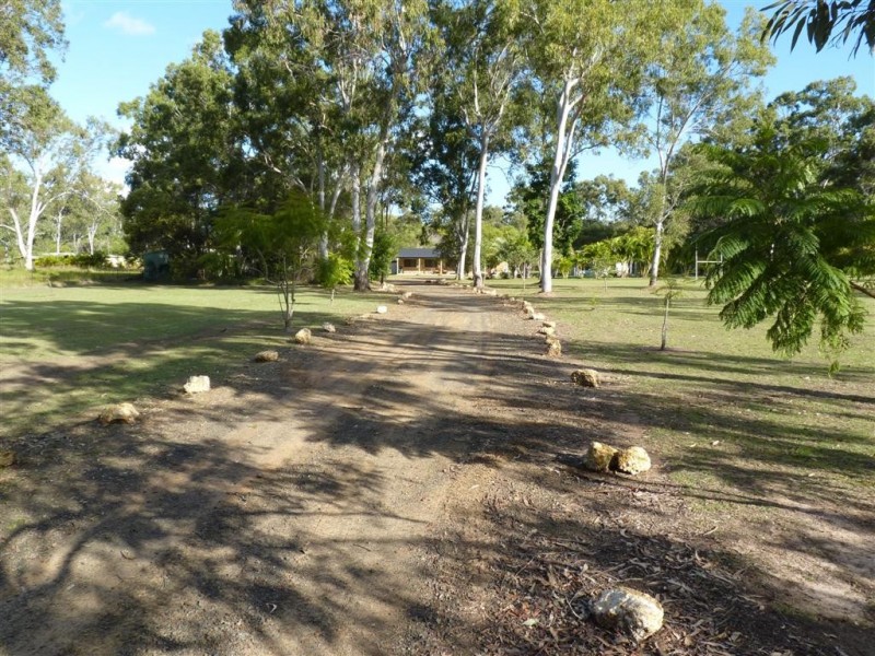 56 Ti Tree Av, Booral QLD 4655