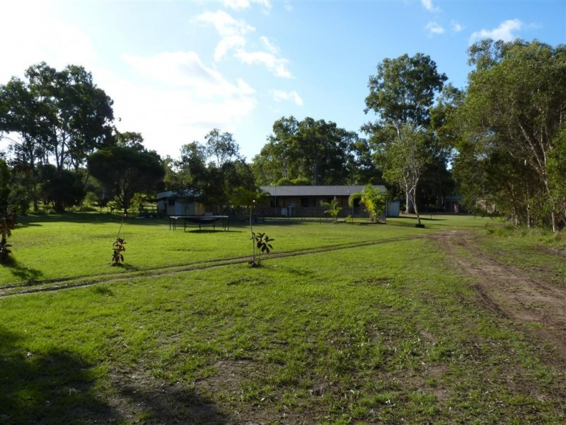 56 Ti Tree Av, Booral QLD 4655