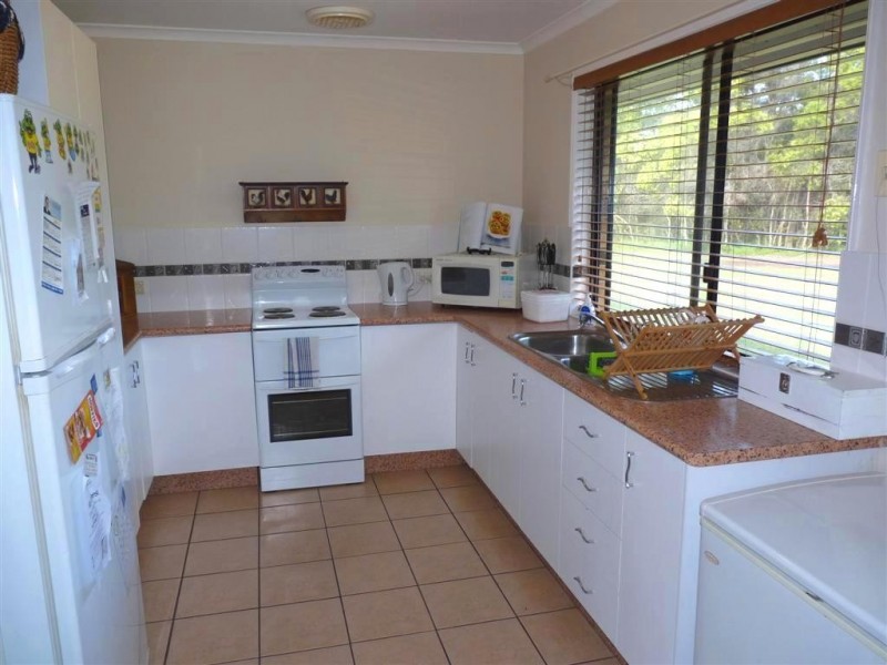 56 Ti Tree Av, Booral QLD 4655