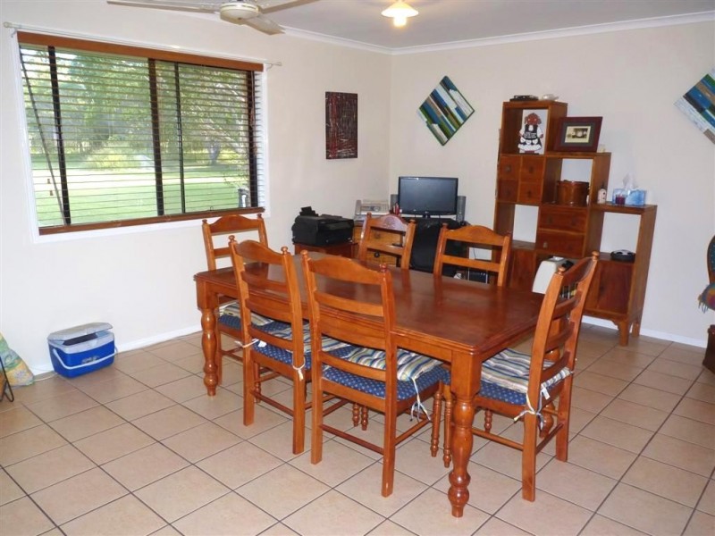 56 Ti Tree Av, Booral QLD 4655