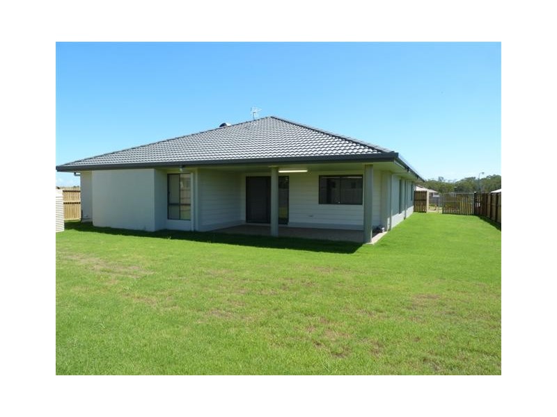 2 Duke Ct (L194), Urraween QLD 4655