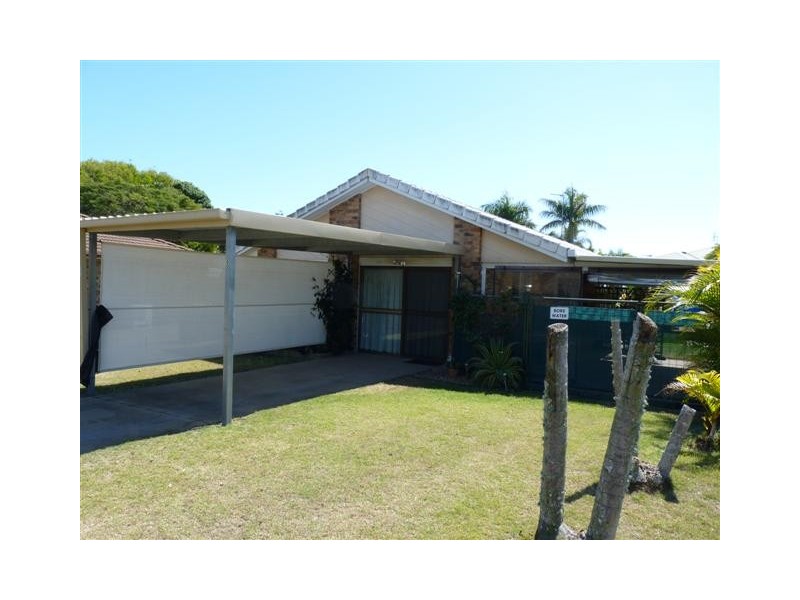 9 San Marco Ct, Urangan QLD 4655