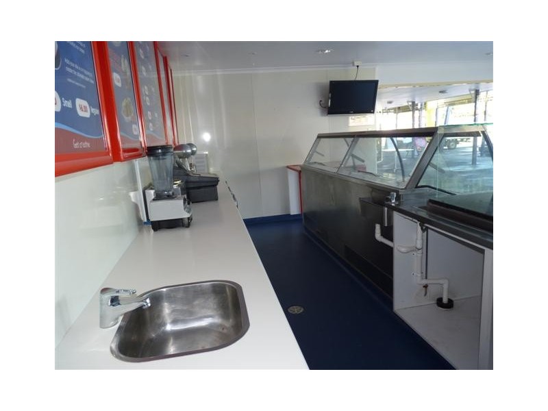 Shop 1/ 174 Boat Harbour Dr, Pialba QLD 4655