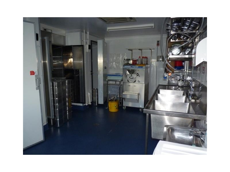 Shop 1/ 174 Boat Harbour Dr, Pialba QLD 4655