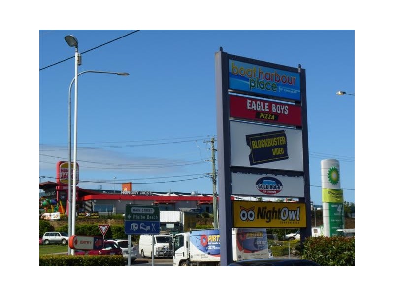 Shop 1/ 174 Boat Harbour Dr, Pialba QLD 4655