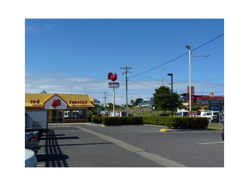 Shop 1/ 174 Boat Harbour Dr, Pialba QLD 4655