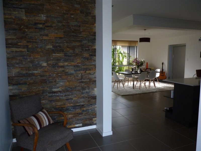 8 Dugong Ave, Pialba QLD 4655