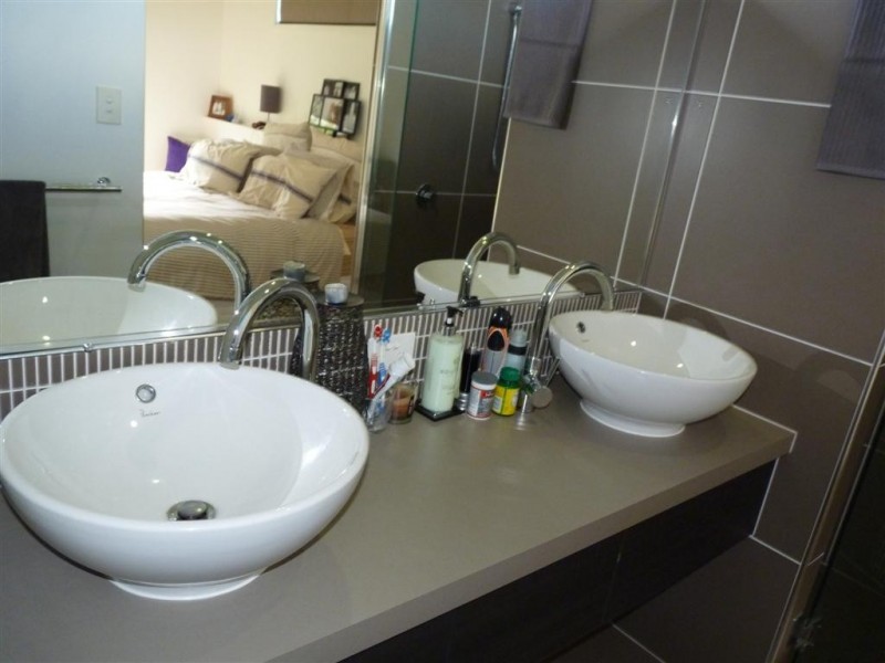 8 Dugong Ave, Pialba QLD 4655