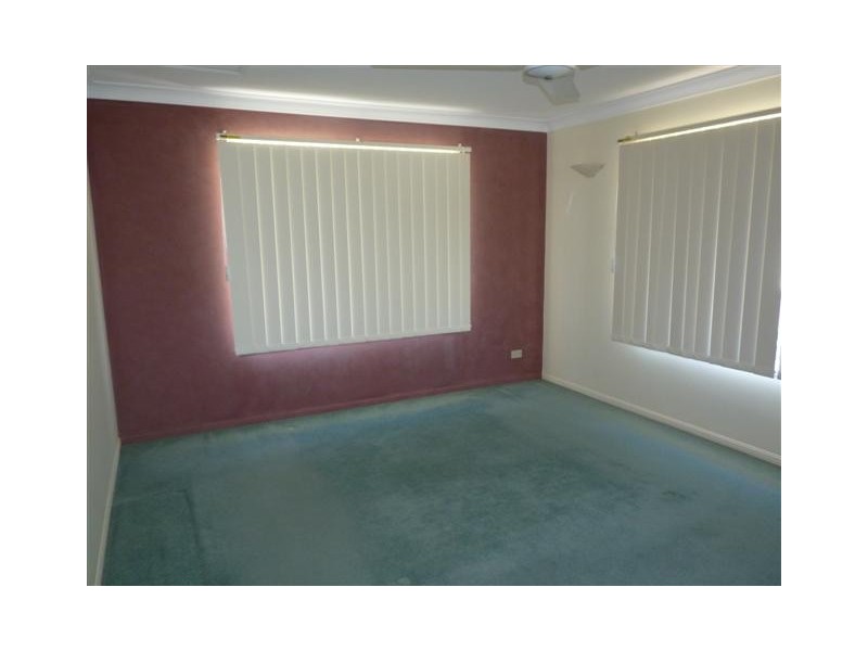 9 Golden Ct, Kawungan QLD 4655