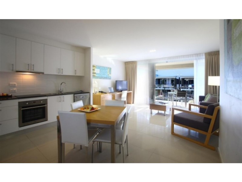 627 Charlton Esplanade, Urangan QLD 4655