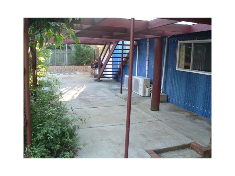 9 Hibiscus Street, Urangan QLD 4655