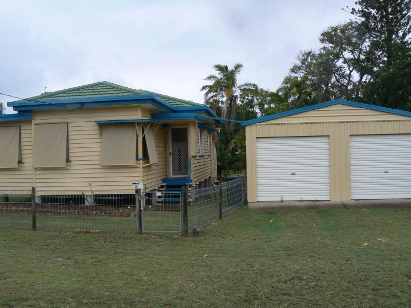 14 Eric Street, Torquay QLD 4655