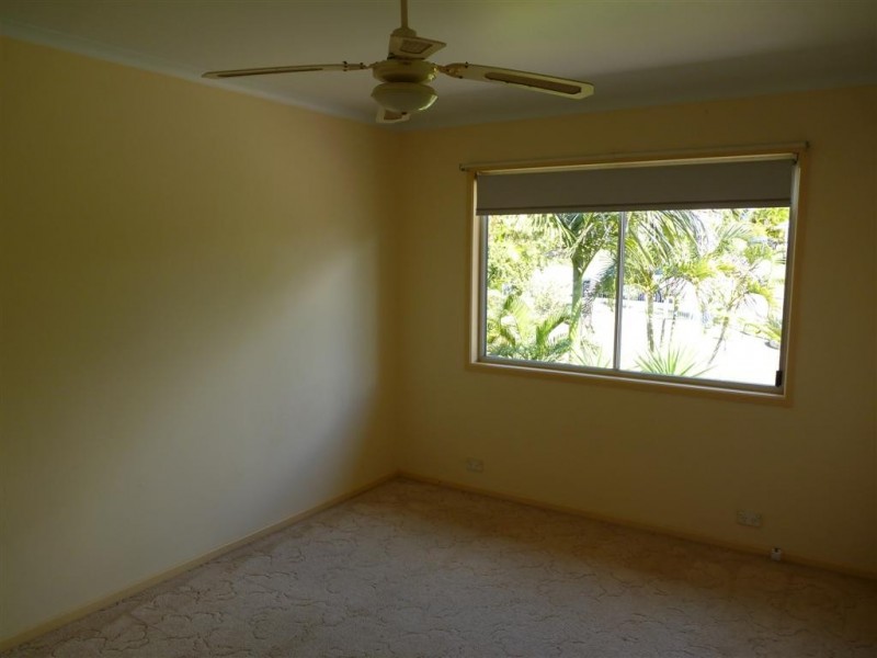 10 Beacon Rd, Booral QLD 4655