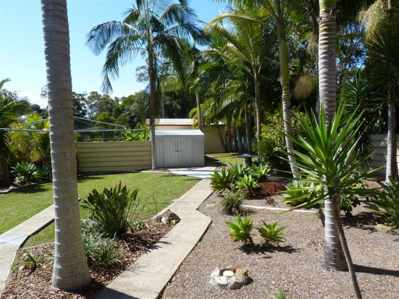 10 Beacon Rd, Booral QLD 4655