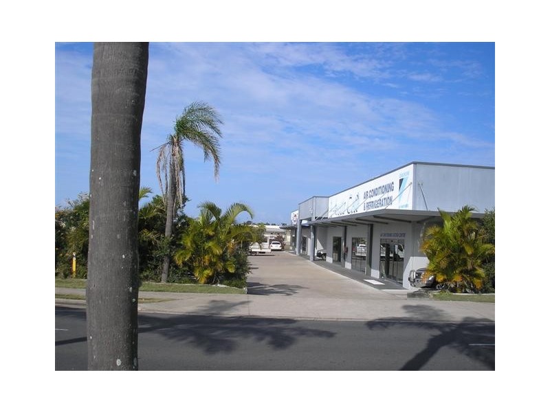 124 Beach Rd, Urraween QLD 4655