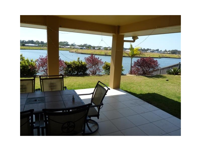 17 Clearwater Cre, Toogoom QLD 4655