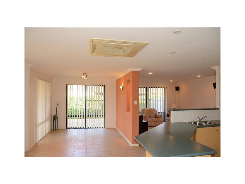 7 Gallery Ct, Kawungan QLD 4655