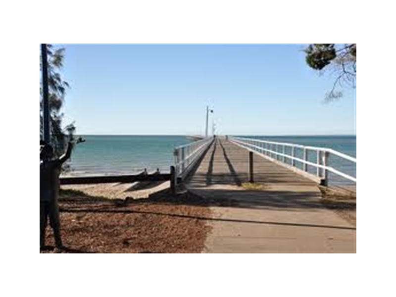 6/4 Pilot St, Urangan QLD 4655