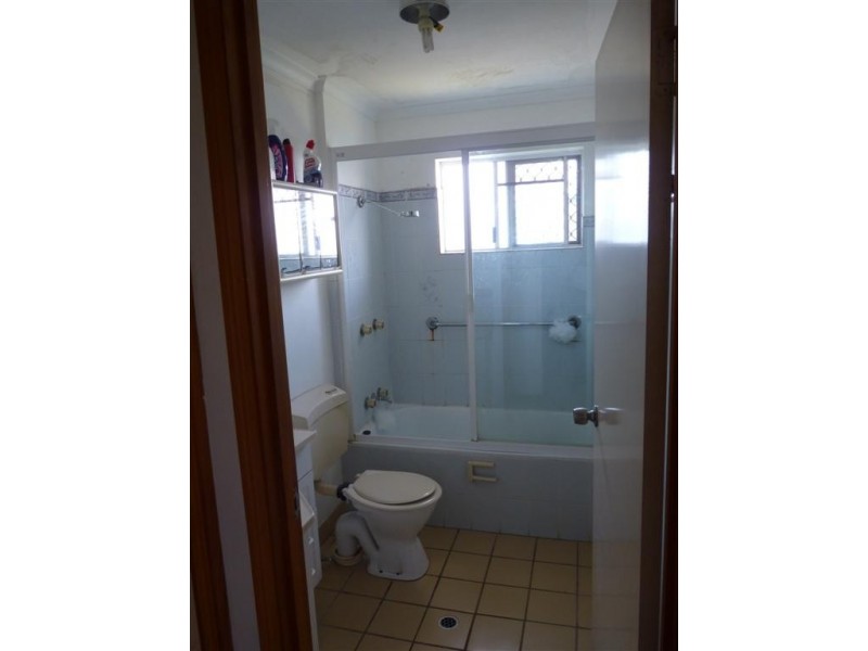 6/4 Pilot St, Urangan QLD 4655